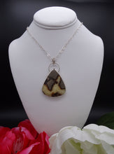 Load image into Gallery viewer, Septarian and Silver Necklace