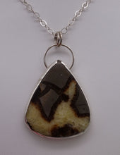 Load image into Gallery viewer, Septarian and Silver Necklace