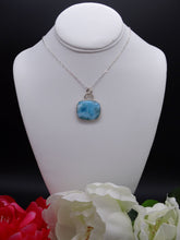 Load image into Gallery viewer, Larimar and Silver necklace