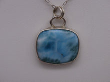 Load image into Gallery viewer, Larimar and Silver necklace