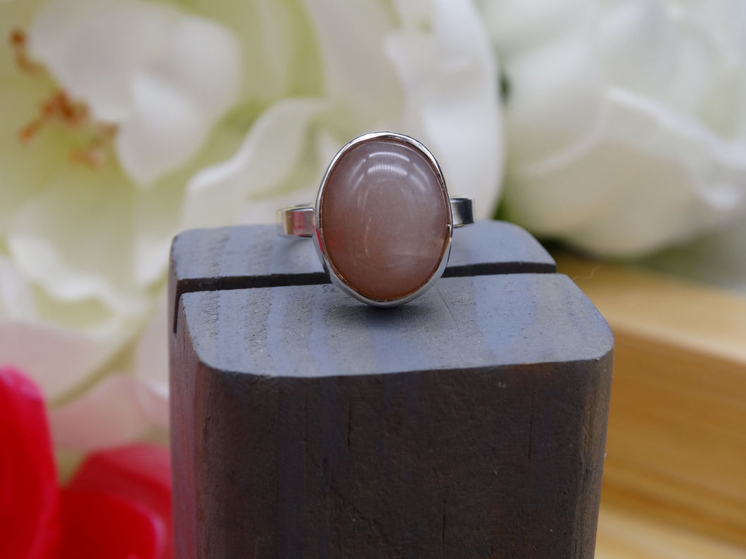 Peach Moonstone and silver ring size 4 1/2