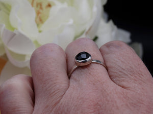 Black Onyx and silver ring size 8 3/4 - 9