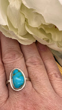 Load image into Gallery viewer, Kingman Turquoise and Silver Ring Size 9 1/2