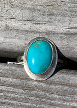 Load image into Gallery viewer, Kingman Turquoise and Silver Ring Size 8 1/2